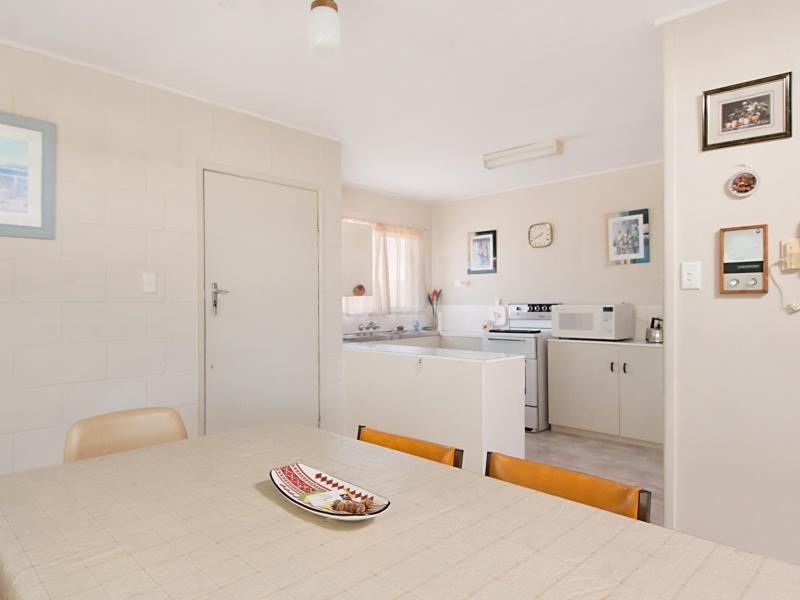 5 Coochin Street, Dicky Beach QLD 4551