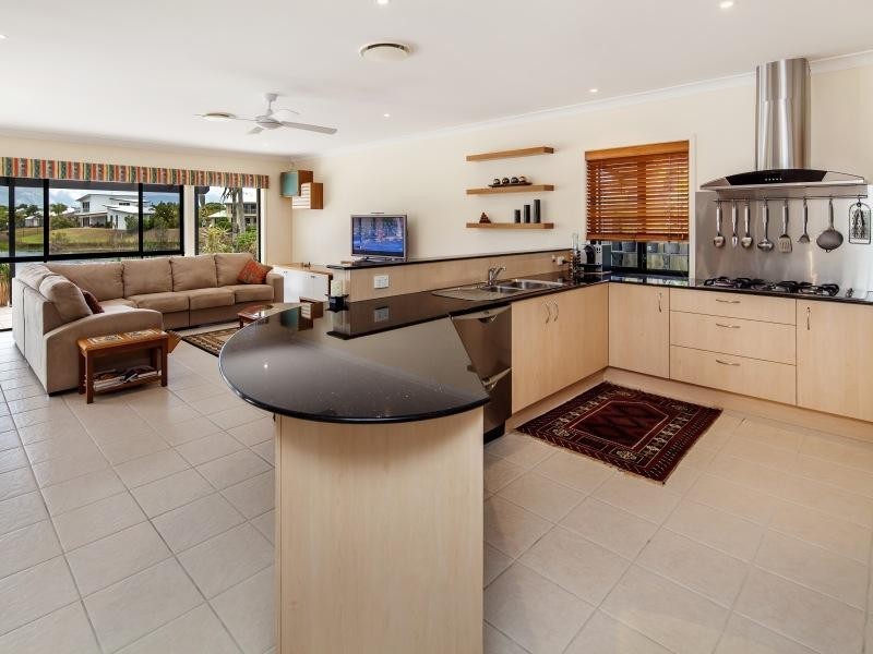 20 Wallaby Circuit, Pelican Waters QLD 4551
