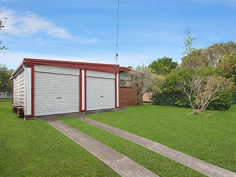 5 Lewis Street, Caloundra QLD 4551