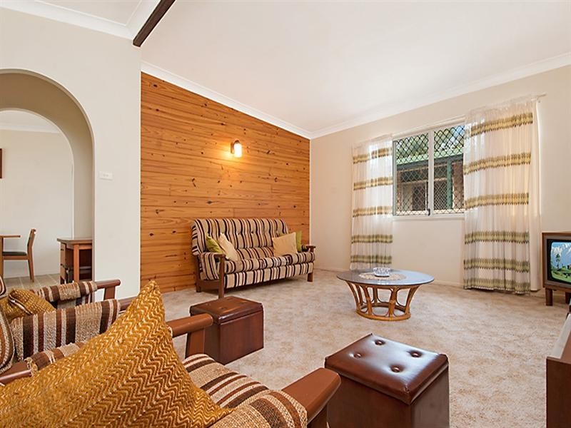 5 Lewis Street, Caloundra QLD 4551