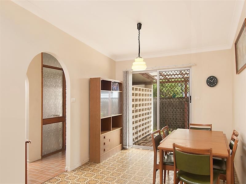 5 Lewis Street, Caloundra QLD 4551