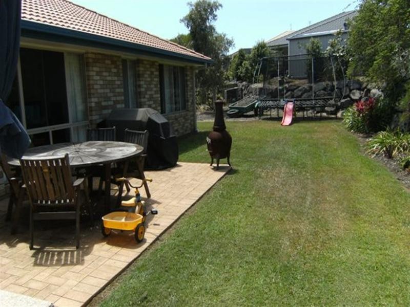 2 TimberTop Court, Little Mountain QLD 4551