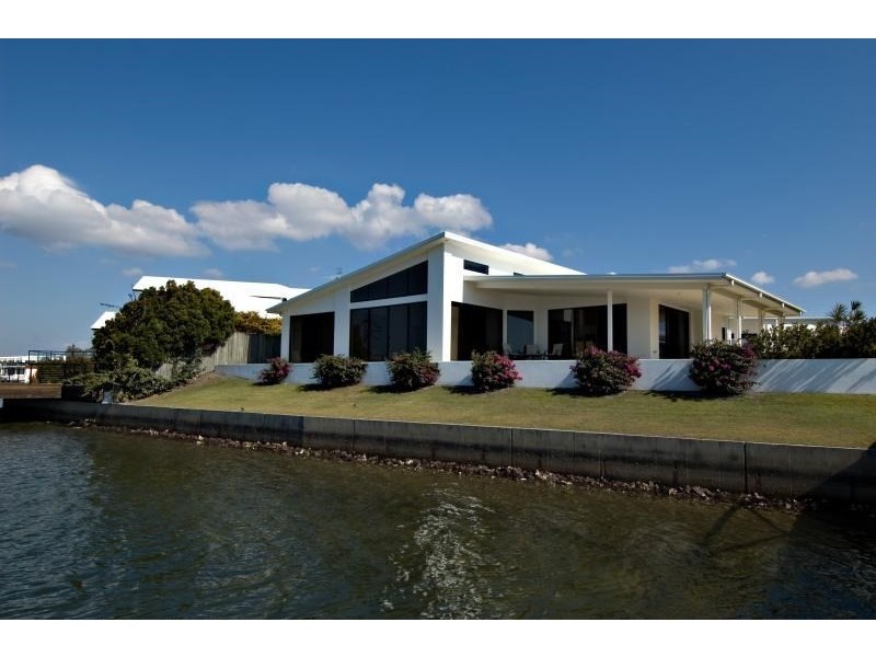 6 Tripcony Court, Pelican Waters QLD 4551