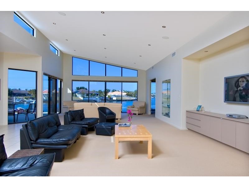 6 Tripcony Court, Pelican Waters QLD 4551