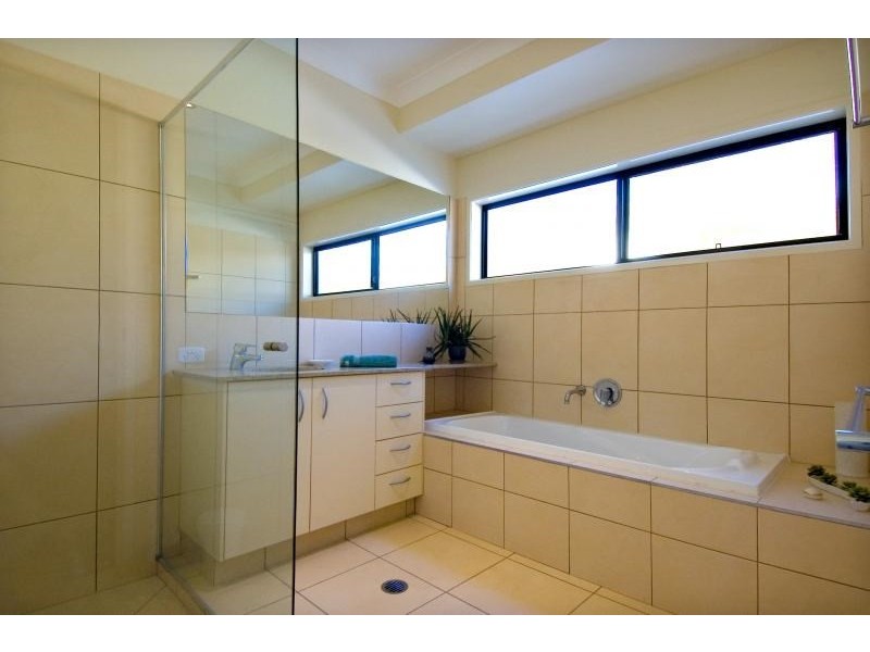 6 Tripcony Court, Pelican Waters QLD 4551