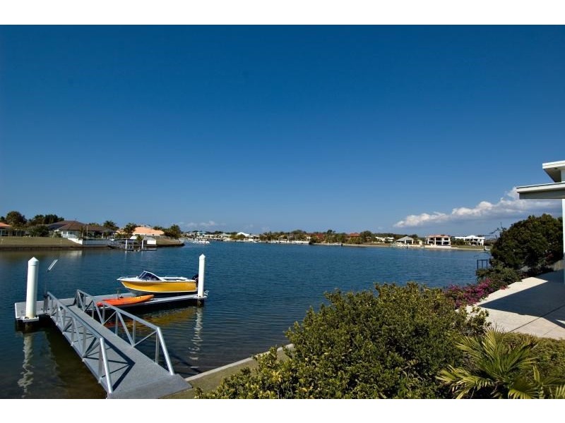 6 Tripcony Court, Pelican Waters QLD 4551