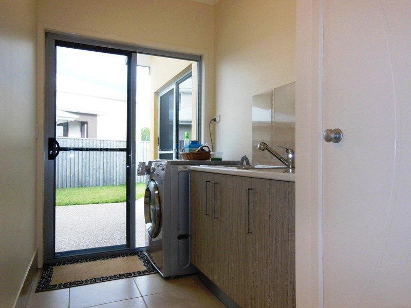 9 Abbey Court, Pelican Waters QLD 4551