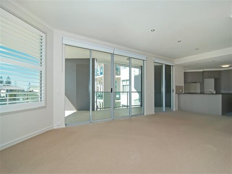 Unit 5 ‘Giordano’ 93 Landsborough Parade, Golden Beach QLD 4551