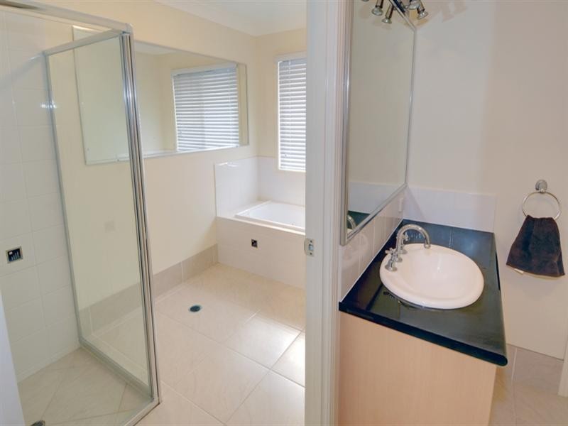 54 Discovery Drive, Little Mountain QLD 4551