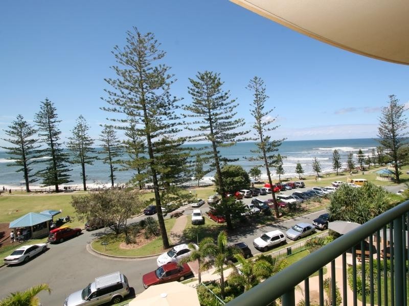 Unit 28 ‘Norfolks’ 32 Queen of Colonies Parade, Moffat Beach QLD 4551