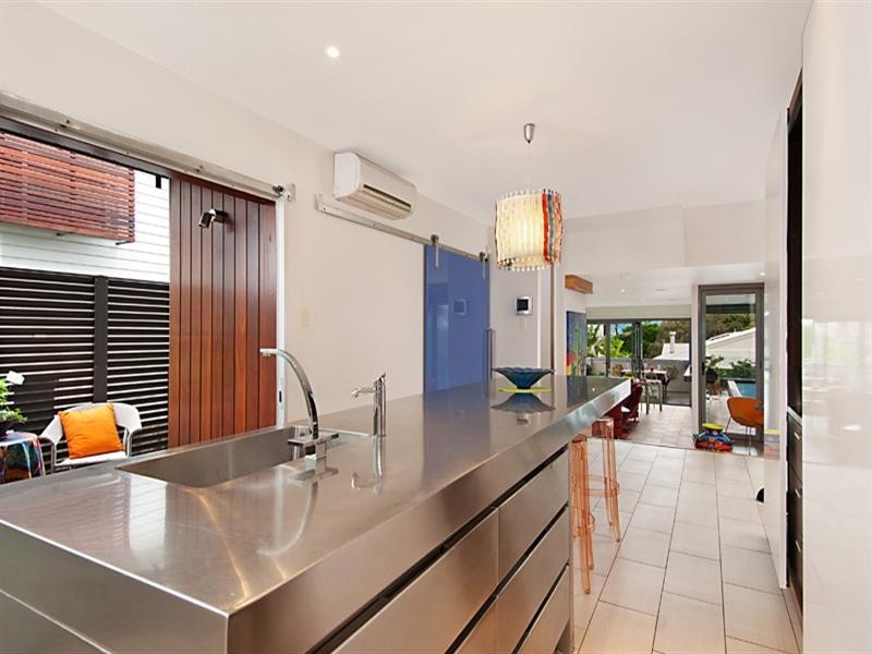 Shelly Lodge – 21 Banksia Street, Shelly Beach QLD 4551