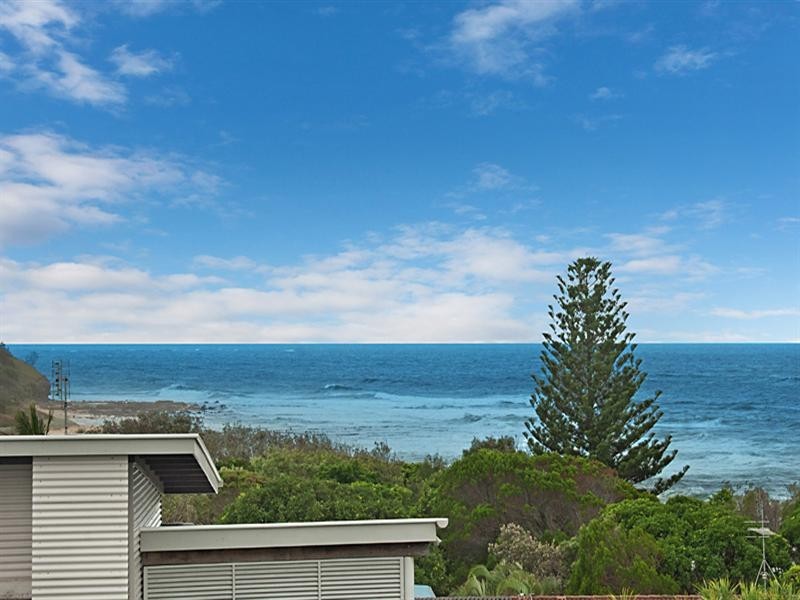 Shelly Lodge – 21 Banksia Street, Shelly Beach QLD 4551