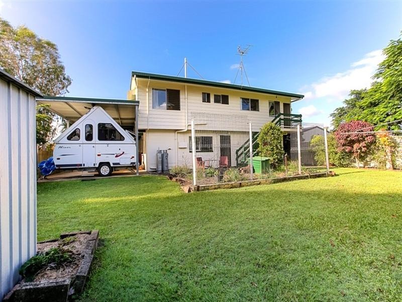 6 Earnshaw Street, Golden Beach QLD 4551