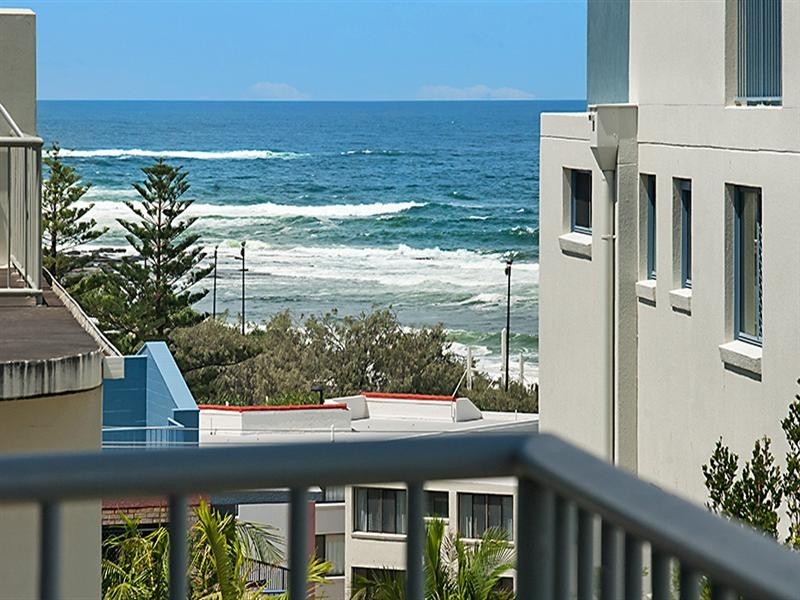 Unit 8 ‘Kings Manor’ 7 Mahia Terrace, Kings Beach QLD 4551