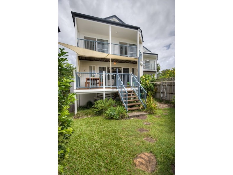 2/11 Wellington Parade, Shelly Beach QLD 4551