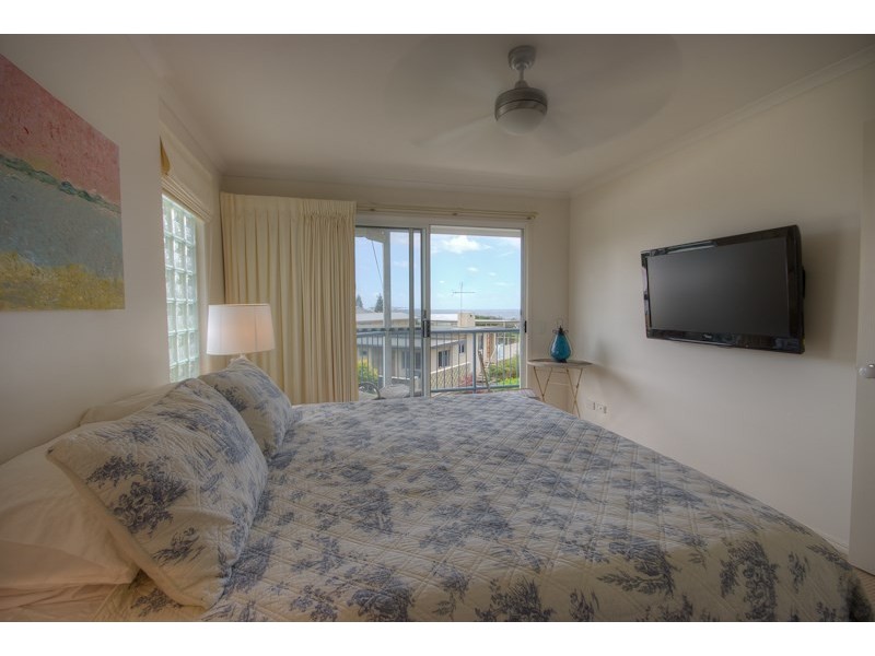 2/11 Wellington Parade, Shelly Beach QLD 4551