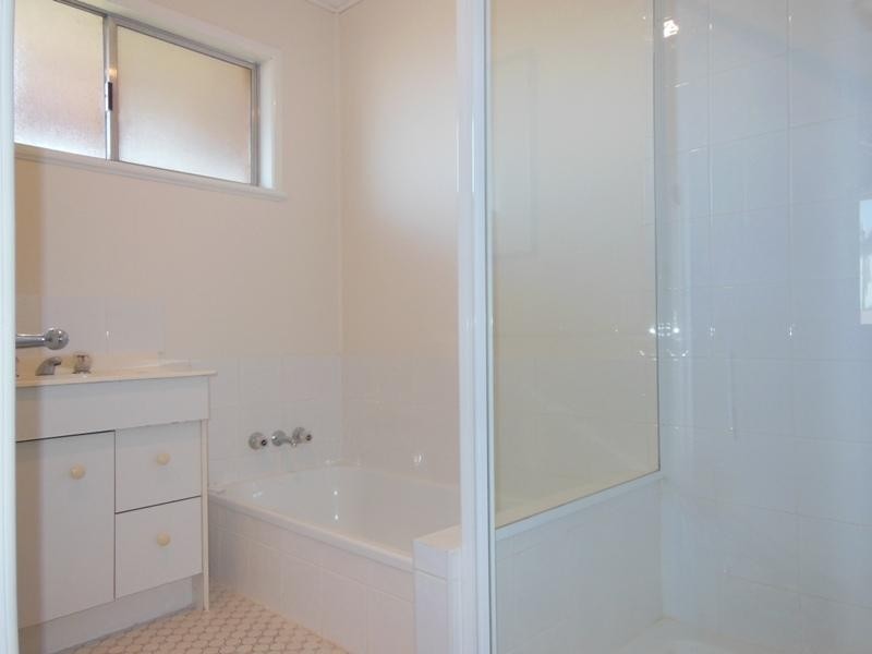 4 Gerrybell Street, Golden Beach QLD 4551