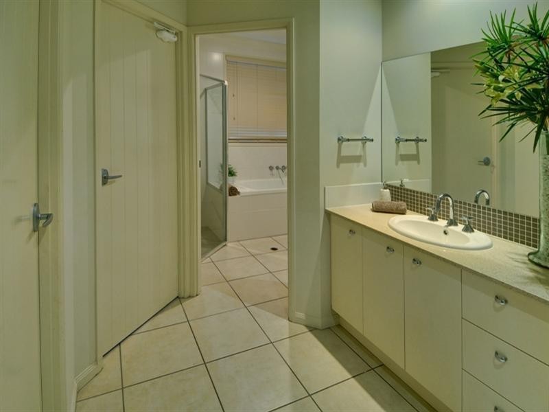 109 Mahogany Drive, Pelican Waters QLD 4551