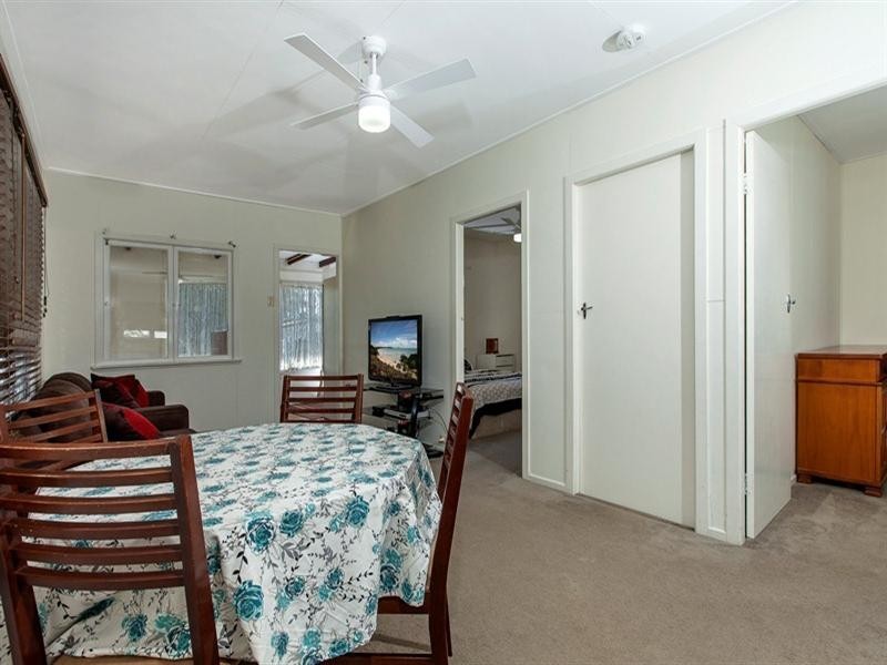 96 Westminster Avenue, Golden Beach QLD 4551