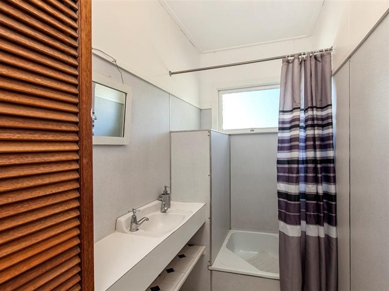 96 Westminster Avenue, Golden Beach QLD 4551