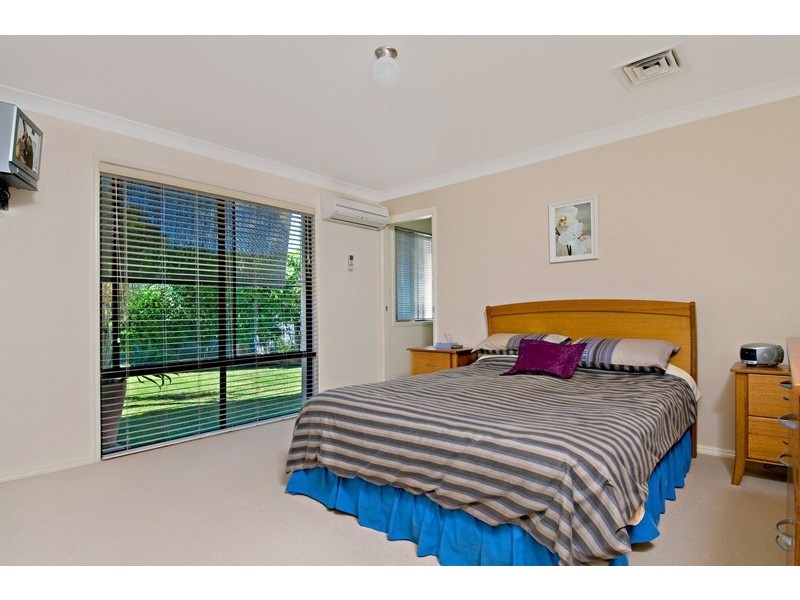 1 Edwardson Drive, Pelican Waters QLD 4551