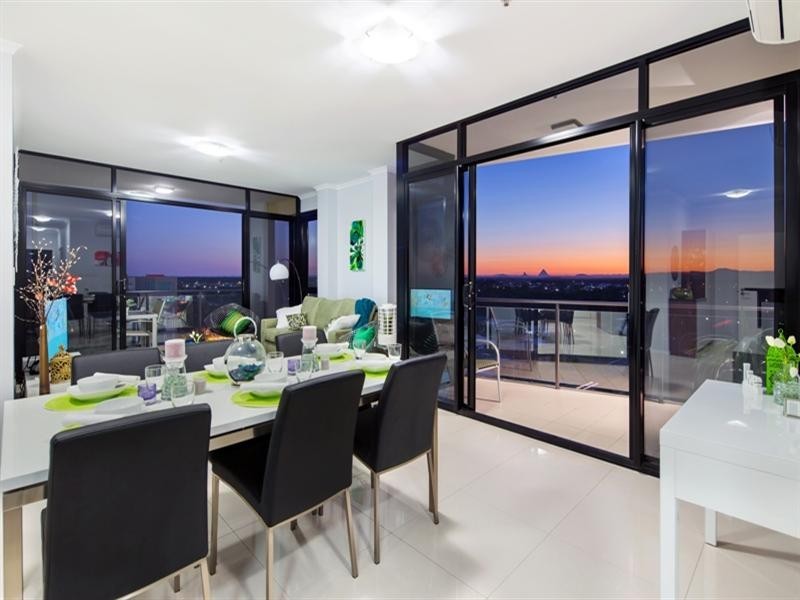 Units 501-1104 ‘Vision’ 75 Landsborough Parade, Golden Beach QLD 4551