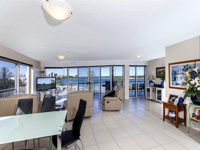 Unit 19 ‘Sails Resort’ 3 Landsborough Parade, Golden Beach QLD 4551