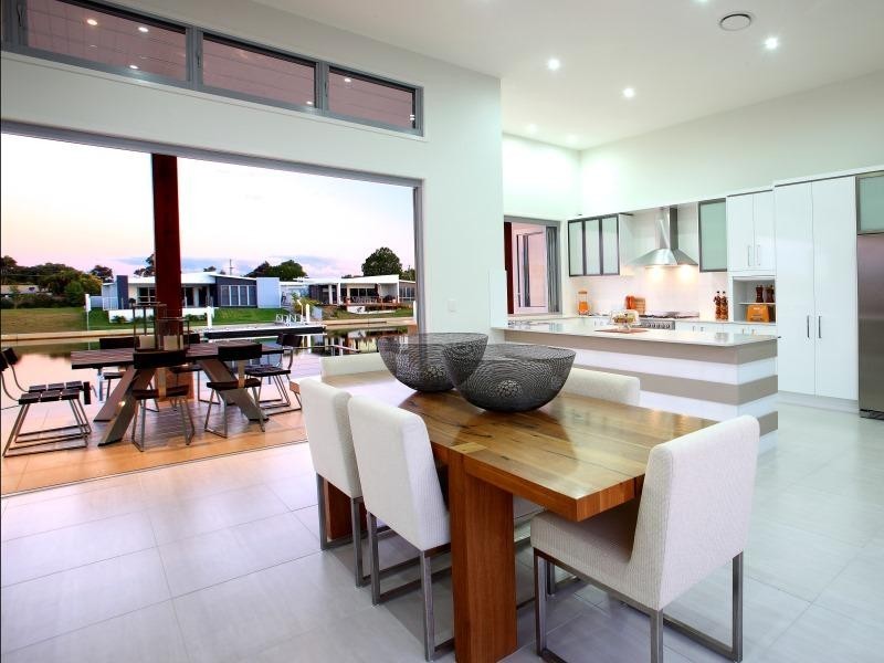 55 Whitehaven Way, Pelican Waters QLD 4551