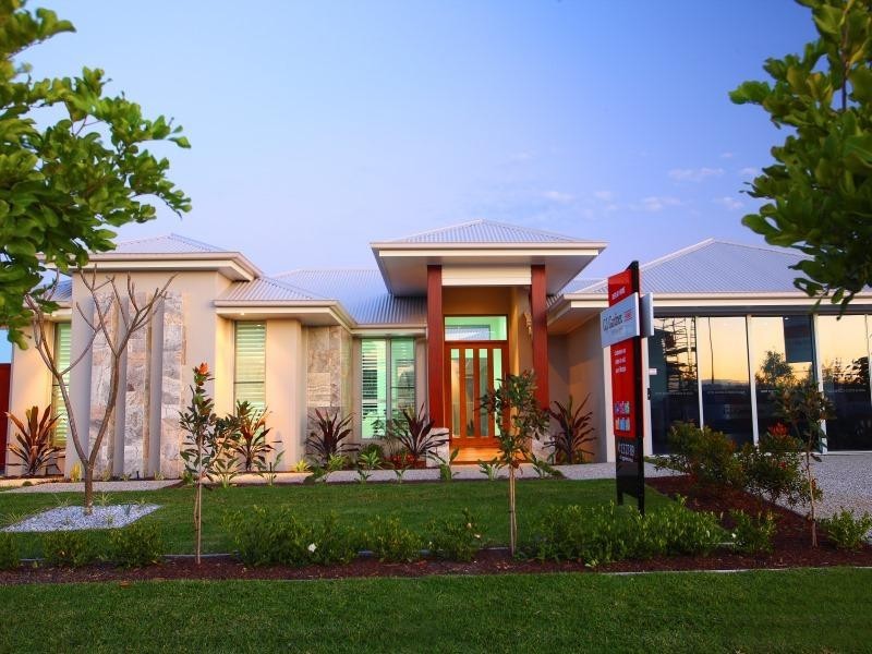 55 Whitehaven Way, Pelican Waters QLD 4551