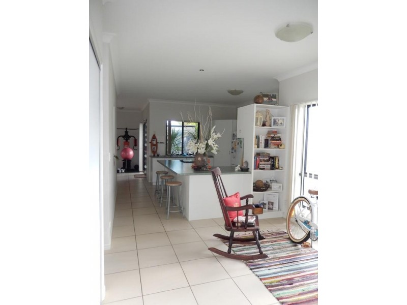 19 Tuckeroo Drive, Meridan Plains QLD 4551