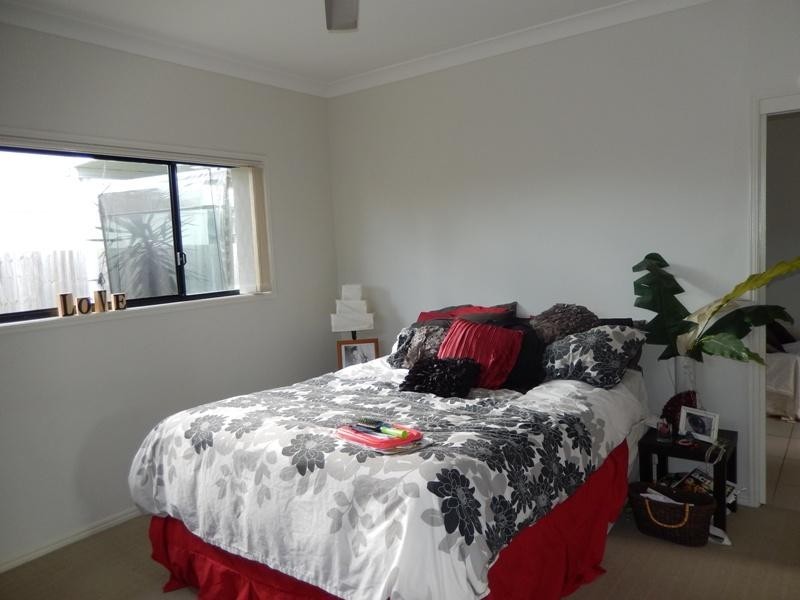 19 Tuckeroo Drive, Meridan Plains QLD 4551