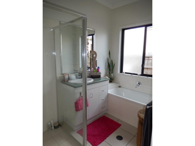 19 Tuckeroo Drive, Meridan Plains QLD 4551