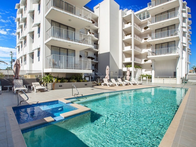 Unit 306 ‘Ocean Views Resort’ 115 Bulcock Street, Caloundra QLD 4551