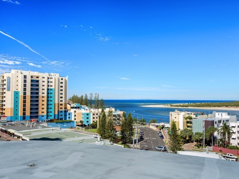 Unit 306 ‘Ocean Views Resort’ 115 Bulcock Street, Caloundra QLD 4551