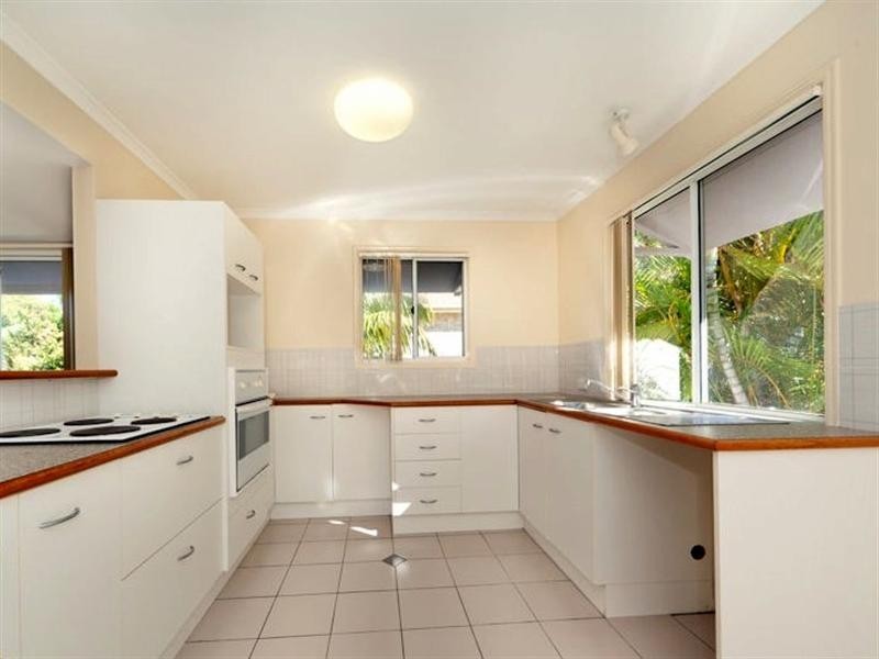 Unit 1 4 Rosewood Drive, Caloundra West QLD 4551