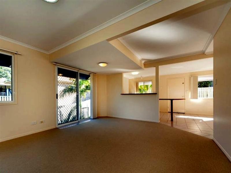 Unit 1 4 Rosewood Drive, Caloundra West QLD 4551