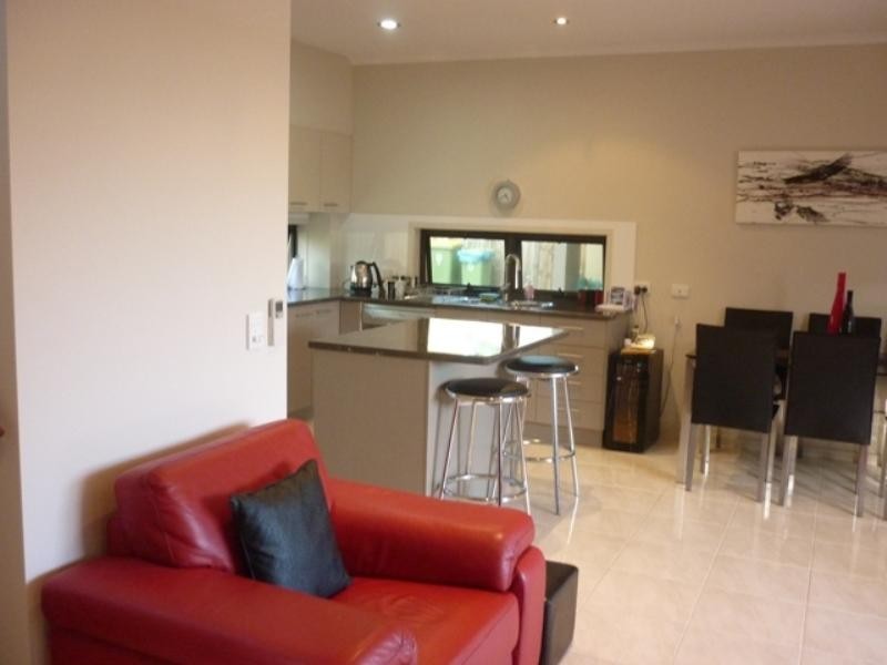 Unit 2/9 Bingera Terrace, Caloundra QLD 4551