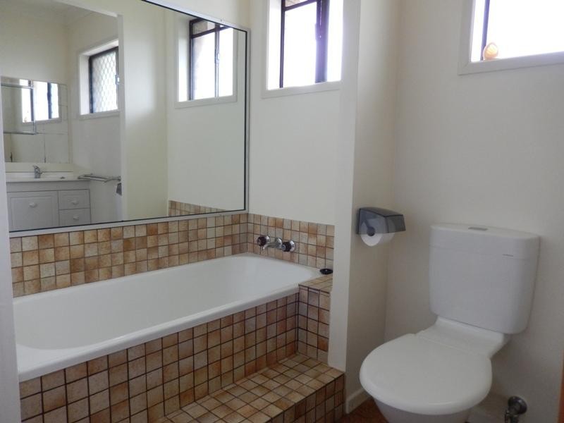 3 Ulm Street North, Dicky Beach QLD 4551