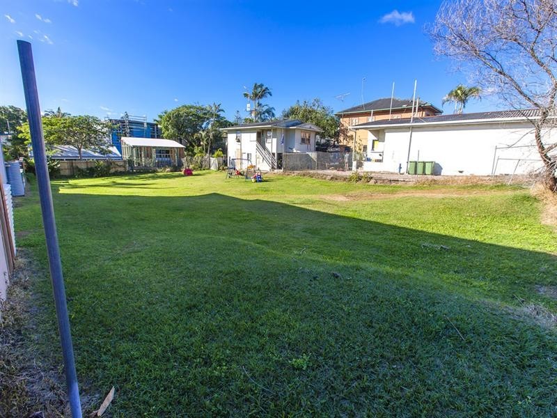 5 Roderick Street, Moffat Beach QLD 4551