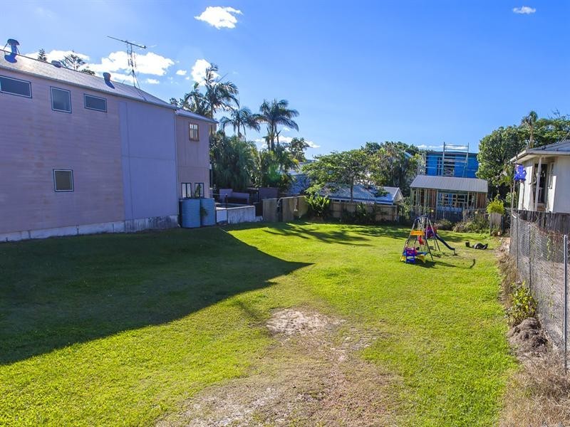 5 Roderick Street, Moffat Beach QLD 4551