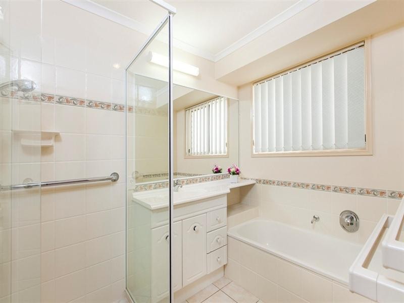 73 O’Reilly Drive, Caloundra West QLD 4551