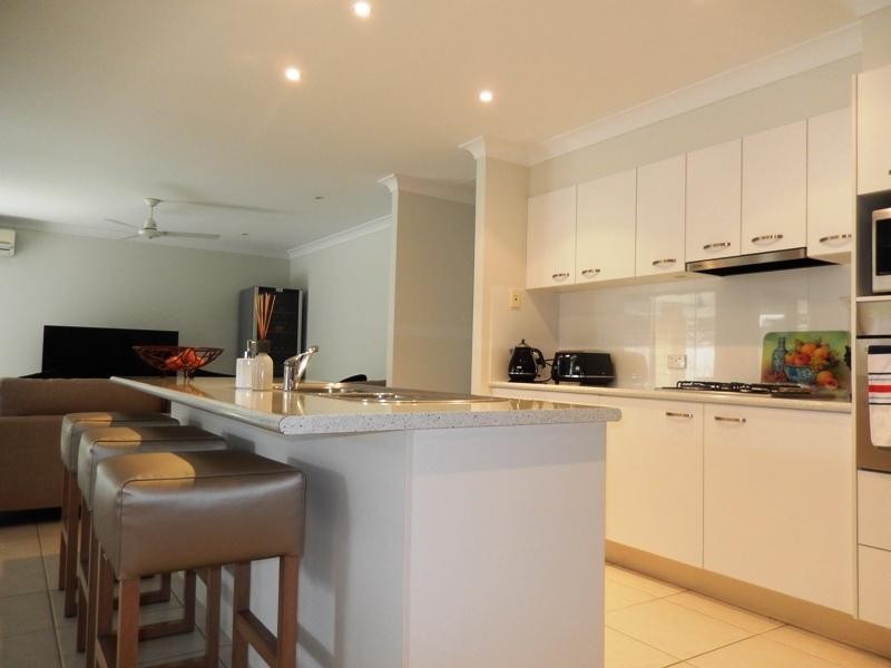 15 Gillingham Place, Pelican Waters QLD 4551