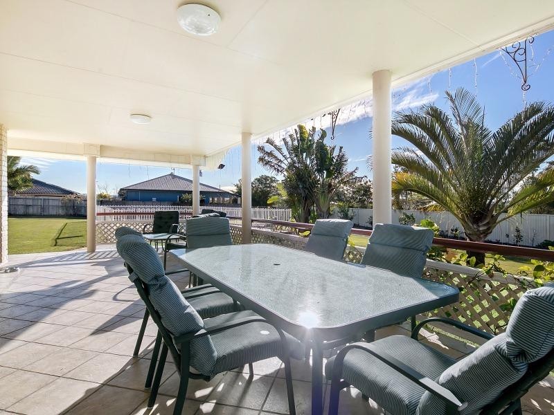 6 Greenvale Court, Little Mountain QLD 4551