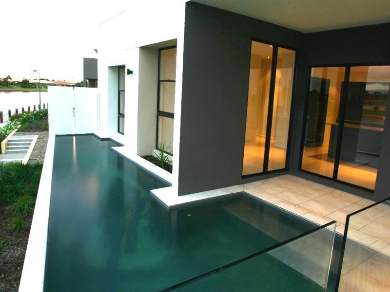 6 Antigua Court, Kawana Island QLD 4575