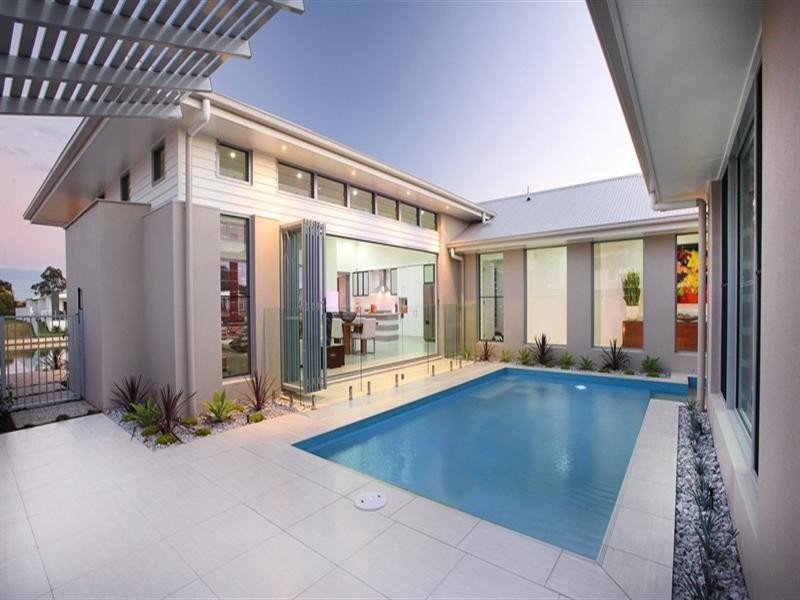 55 Whitehaven Way, Pelican Waters QLD 4551