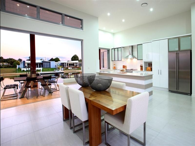 55 Whitehaven Way, Pelican Waters QLD 4551