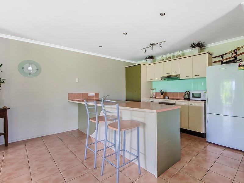 8 Dunbrody Street, Caloundra West QLD 4551