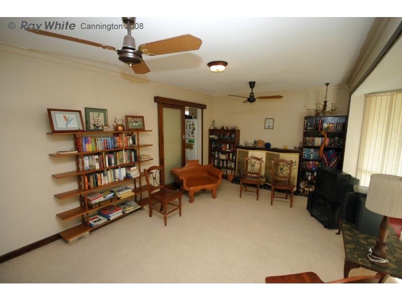 35 Appledore Street, Beckenham WA 6107