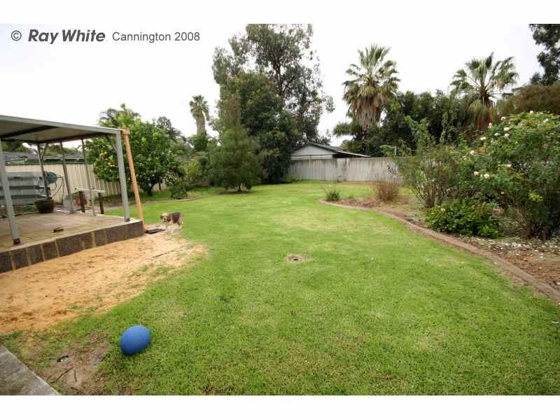 35 Appledore Street, Beckenham WA 6107