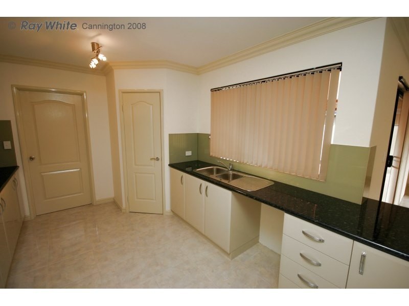 7 Gianatti Ramble, East Cannington WA 6107